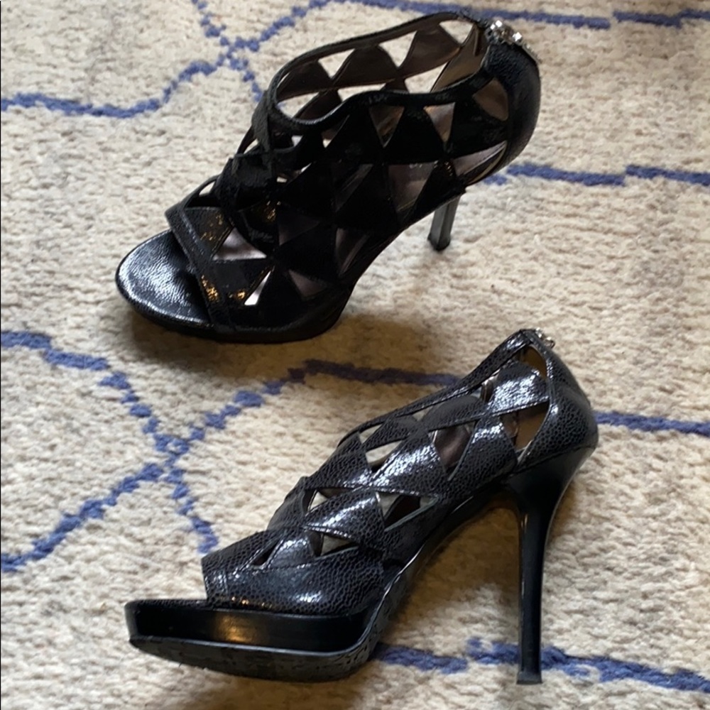9 Calvin Klein women’s black dress shoe